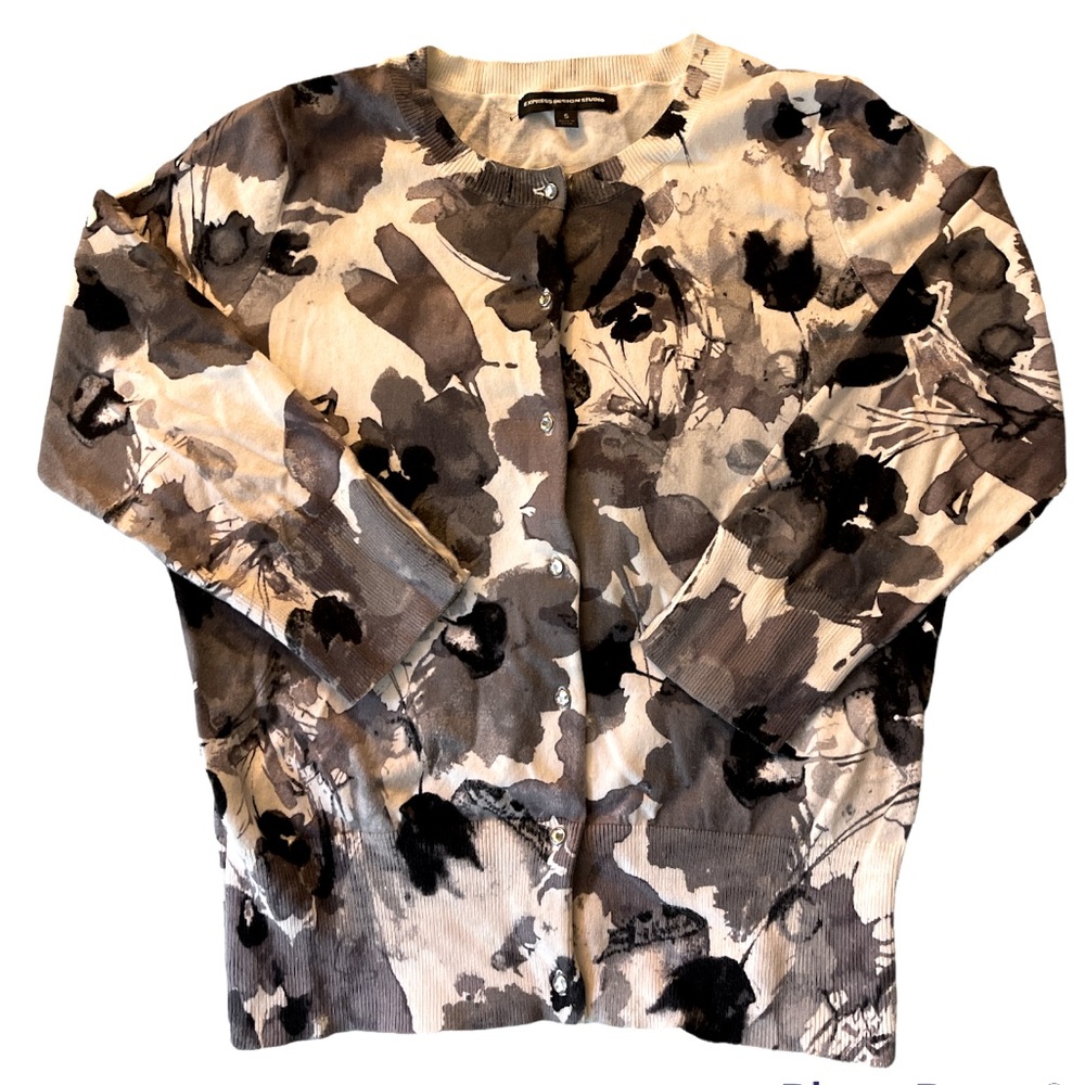 Express Design Studio sweater
